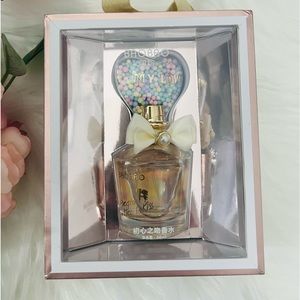 "BAOBAO BEGIN HEARTS KISS